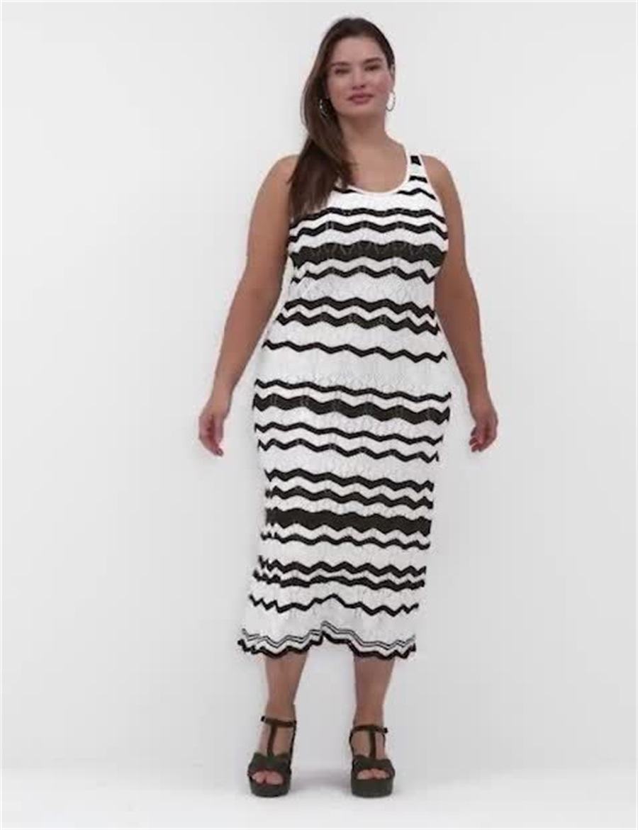 Lane Bryant Sleeveless Chevron Stripe Sweater Kadın Örme Elbise Siyah Beyaz Çizgili | ILC7293GO